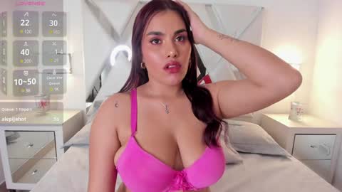 Jeen Taylor online show from 01/25/25, 10:18