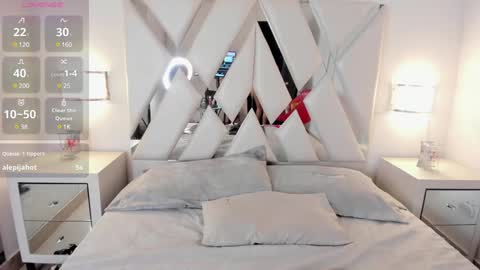 Jeen Taylor online show from 01/26/25, 01:20