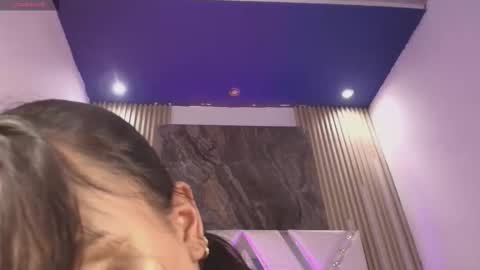 Jeen Taylor online show from 10/12/25, 01:32