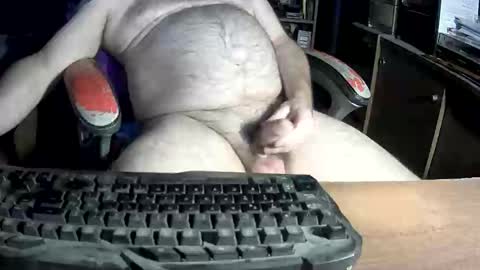 Snapshot of jeff_40962 chatting on 12/14/25, 11:31 Jeffrey Sinclair online show from 12/14/25, 11:31