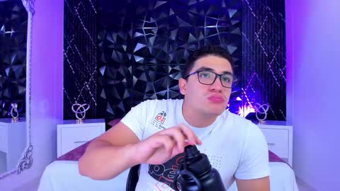 Jeff online show from 12/05/25, 08:27