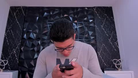 Snapshot of jeffdaltton chatting on 03/03/26, 12:44 Jeff online show from 03/03/26, 12:44