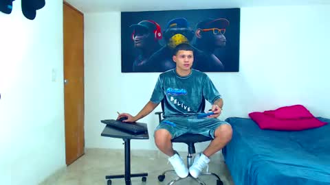 Snapshot of jeffer21_hot chatting on 01/09/25, 06:06 jeffer21_hot online show from 01/09/25, 06:06