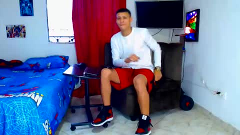 Snapshot of jeffer21_hot chatting on 05/13/26, 11:07 jeffer21_hot online show from 05/13/26, 11:07