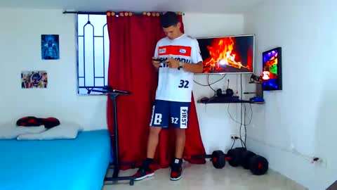 Snapshot of jeffer21_hot chatting on 06/08/26, 11:05 jeffer21_hot online show from 06/08/26, 11:05