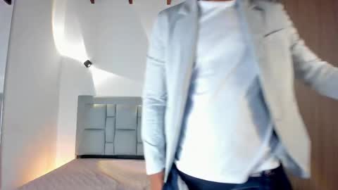 Snapshot of jeffrey_cottom chatting on 03/10/25, 08:34 Jeff online show from 03/10/25, 08:34
