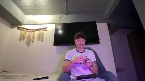 Jeffrey online show from 03/18/26, 04:15