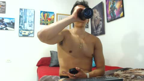 Snapshot of jeffsexybody chatting on 06/19/26, 07:01 Jeff online show from 06/19/26, 07:01
