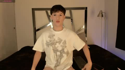 jei_7m online show from 04/29/26, 09:02