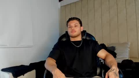 jeicob gagnon online show from 10/08/25, 07:17