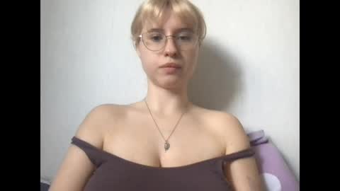 Inna  online show from 05/25/26, 05:57