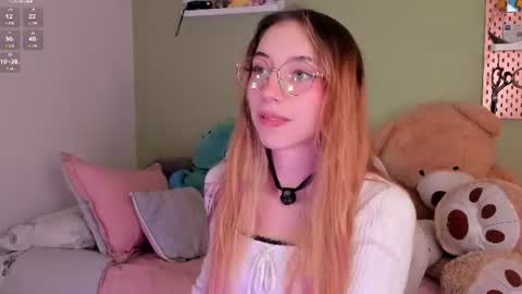 Snapshot of jelly_w5 chatting on 07/10/26, 03:11 Jelly online show from 07/10/26, 03:11