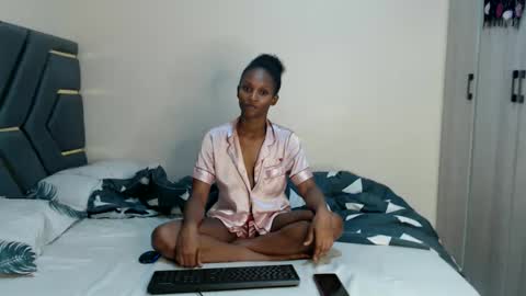 Snapshot of jemimaaam chatting on 06/06/26, 05:01 Jemmi online show from 06/06/26, 05:01