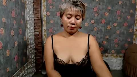 Snapshot of jemm36 chatting on 01/09/25, 01:29 Jem online show from 01/09/25, 01:29