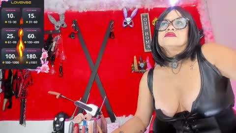 jena_derbo online show from 09/09/25, 10:26