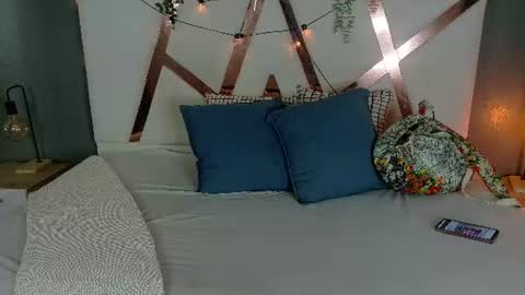 Snapshot of jenacooper__ chatting on 06/24/26, 02:43 Jena online show from 06/24/26, 02:43