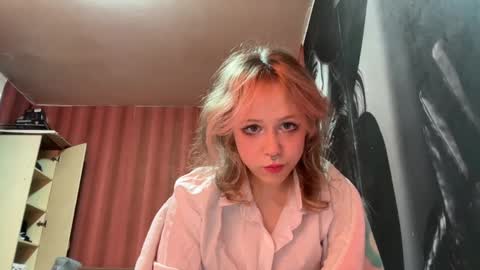 Snapshot of jenaehaby chatting on 05/16/26, 08:18 Jessica online show from 05/16/26, 08:18