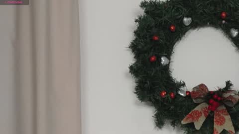 Snapshot of jenaloren chatting on 12/15/24, 05:23 Jena  dont forget to thumbs up your rating is so important to me  online show from 12/15/24, 05:23