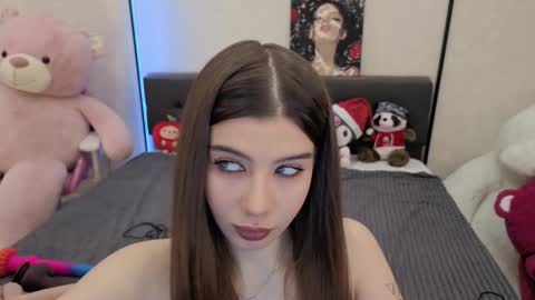 Dolly online show from 12/02/25, 01:39