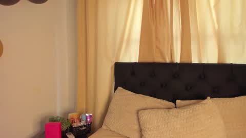 jeniferpowell_nm online show from 10/07/25, 08:50