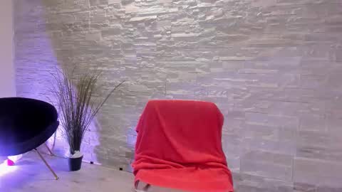 Jenifer  online show from 03/30/26, 08:10