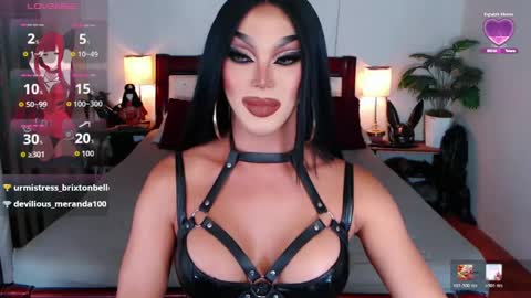 Queen Jenifer online show from 04/27/26, 08:29