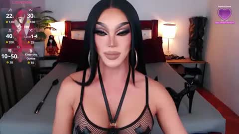 Snapshot of jenifers_body chatting on 06/25/26, 09:08 Queen Jenifer online show from 06/25/26, 09:08