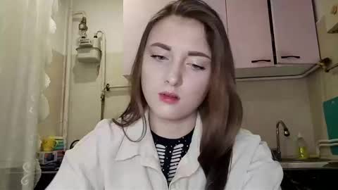 Jeniffer online show from 12/20/25, 08:05