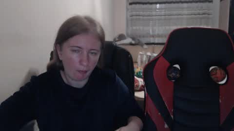 JenisAndPeter online show from 10/27/25, 07:51