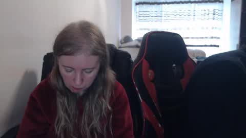 JenisAndPeter online show from 11/13/25, 08:35