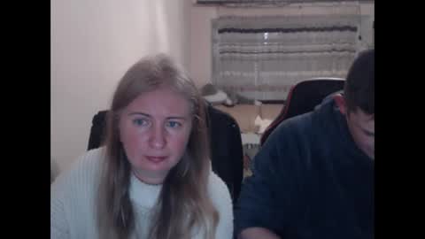 JenisAndPeter online show from 03/01/26, 07:38