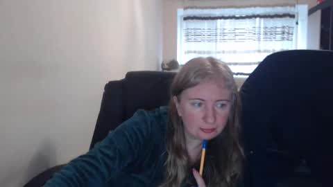 JenisAndPeter online show from 03/19/26, 06:28