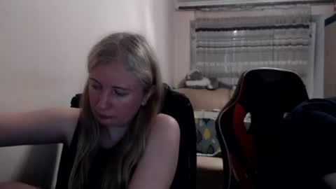 JenisAndPeter online show from 06/13/26, 06:50