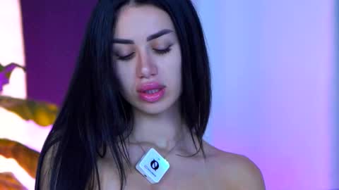 jenna_day online show from 11/22/25, 06:12