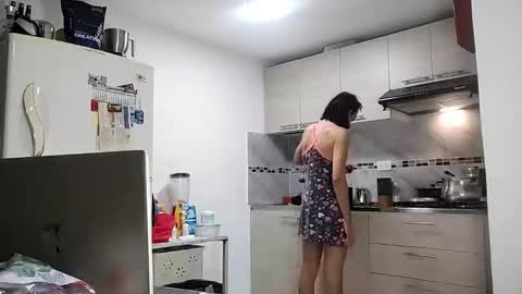  Isabella  online show from 10/30/25, 01:29