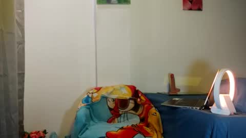  Isabella  online show from 12/23/25, 06:44