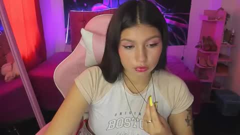 Snapshot of jennal_010 chatting on 01/15/26, 05:05 jennal_010 online show from 01/15/26, 05:05