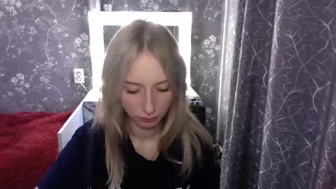 Snapshot of jennalomer chatting on 06/27/26, 12:22 Jenna online show from 06/27/26, 12:22