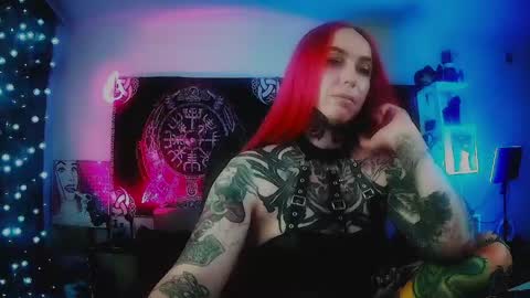 Snapshot of jennalovvee chatting on 05/20/26, 12:50 Mrs. Jenna online show from 05/20/26, 12:50