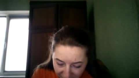 Snapshot of jennamolberty chatting on 05/18/26, 02:45 JennaMolberty online show from 05/18/26, 02:45