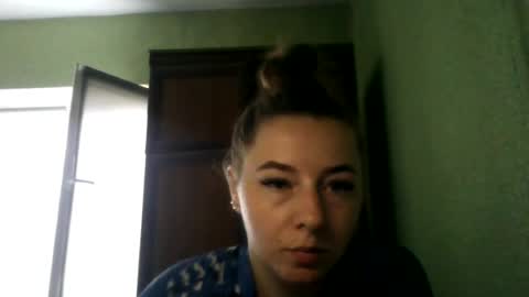 Snapshot of jennamolbertyy chatting on 07/02/26, 12:11 JennaMolbertyy online show from 07/02/26, 12:11