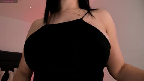 Jenna Olson  online show from 12/17/25, 06:25