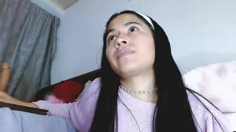jenner_lena online show from 08/07/26, 08:16