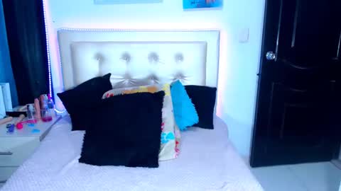 jenn online show from 02/16/25, 11:16