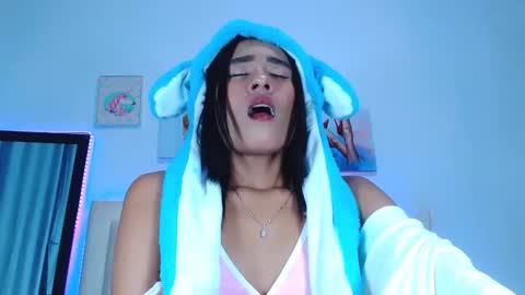 jenn online show from 02/21/25, 10:07