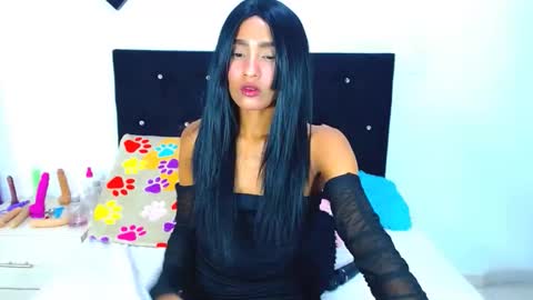 jenn online show from 11/13/25, 05:01