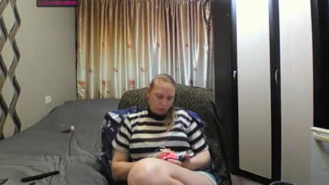 JenniDeep online show from 04/11/26, 05:50