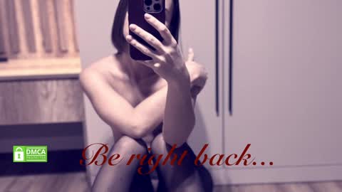 Snapshot of jenniee_ chatting on 02/05/25, 12:38 Jennie online show from 02/05/25, 12:38