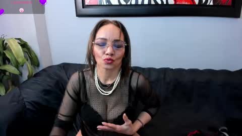 Jennie online show from 09/19/25, 12:06