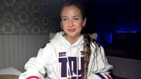 Jennifer online show from 05/07/26, 08:14